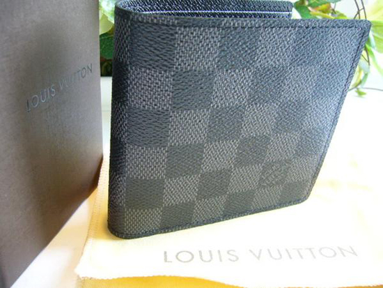 Louis Vuittonダミエグラフィットマルコ２つ折財布N62664